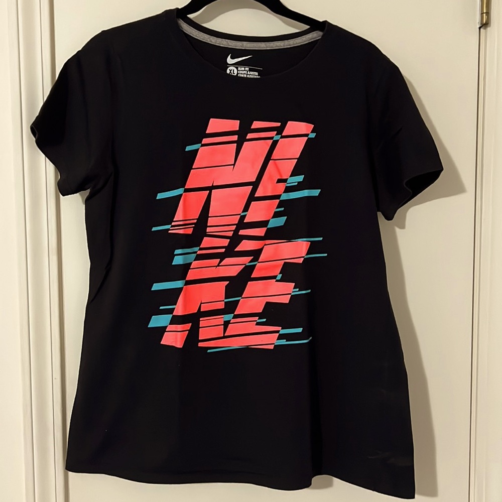 Nike slim fit tee